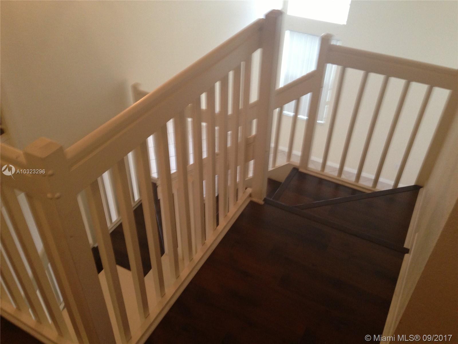 TOWNGATE - Residential Lease