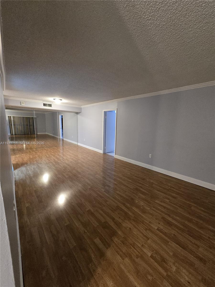 PENINSULA AT INTL GARDENS - Residential Lease