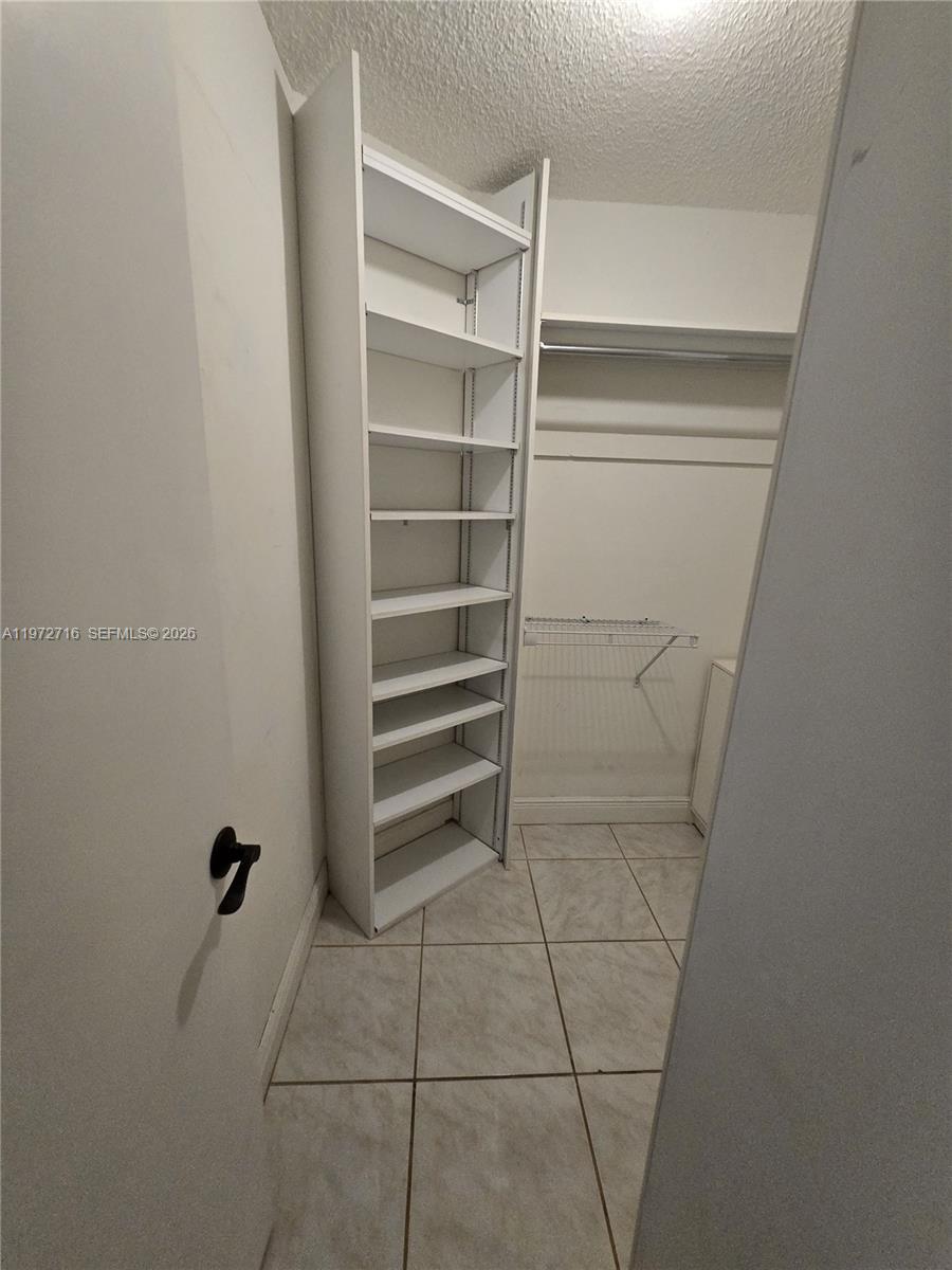 PENINSULA AT INTL GARDENS - Residential Lease