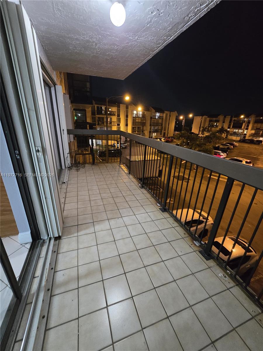 PENINSULA AT INTL GARDENS - Residential Lease