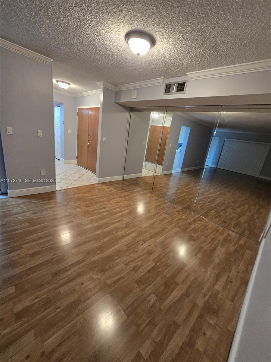 PENINSULA AT INTL GARDENS - Residential Lease