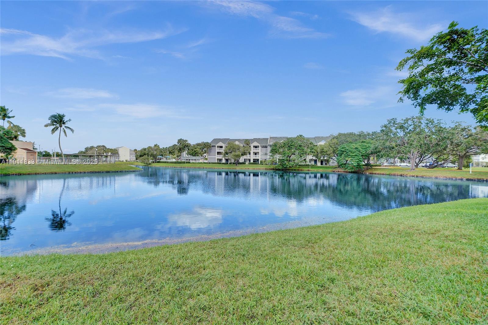 BARCLAY AT HAMPTONS WEST - Residential