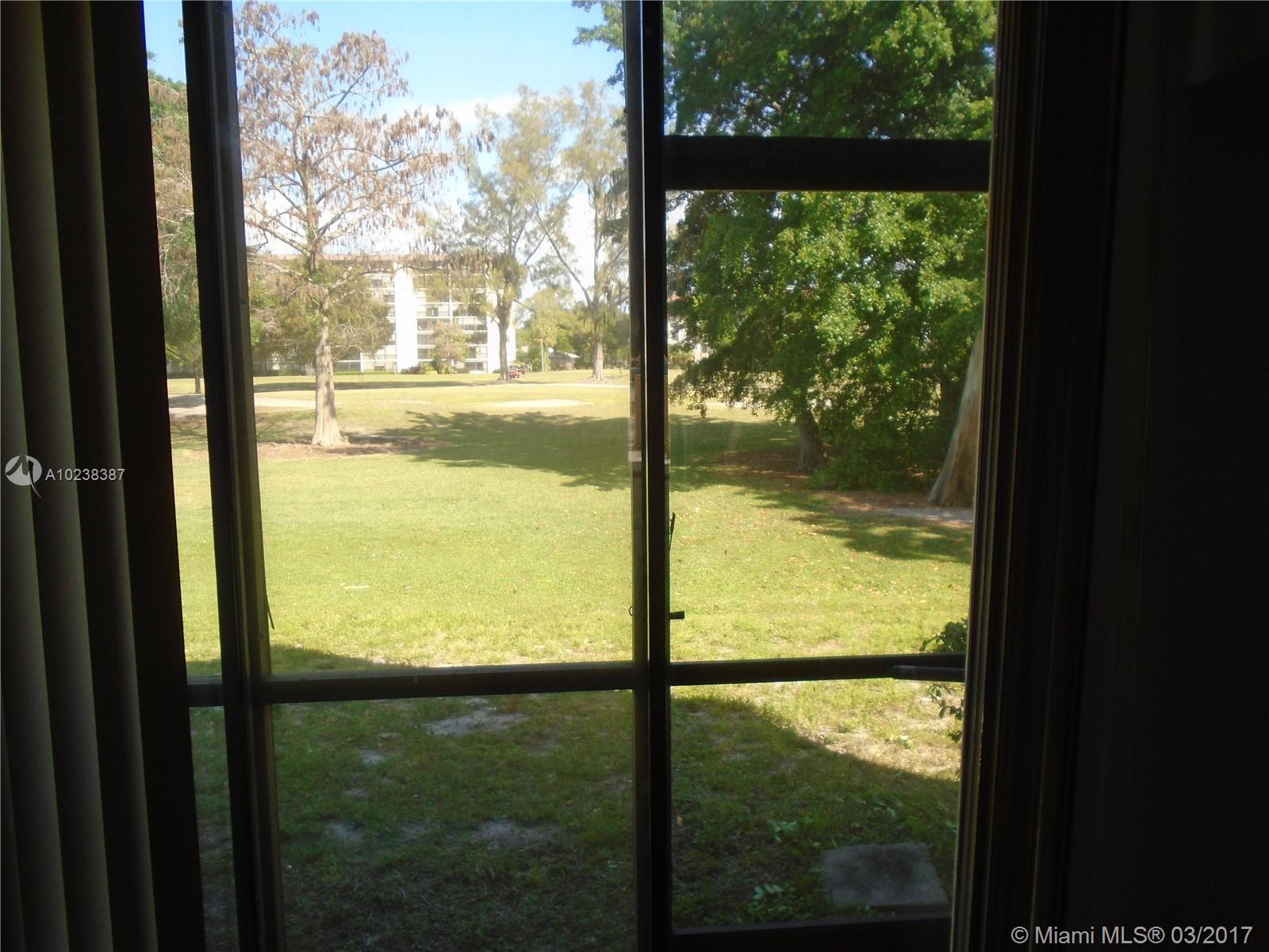 MANORS TOWNHOUSE - Residential Lease