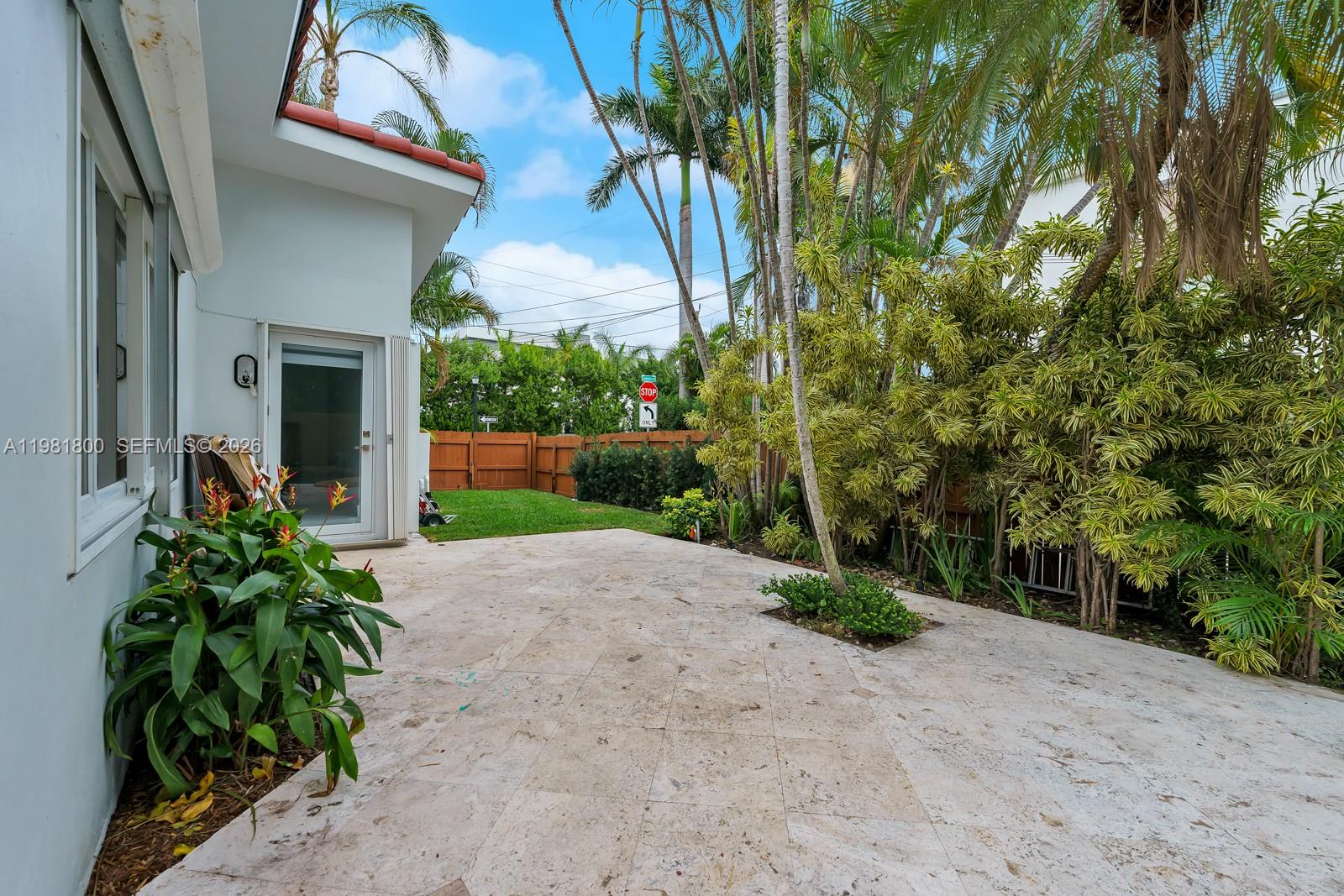 HIBISCUS ISLAND - Residential