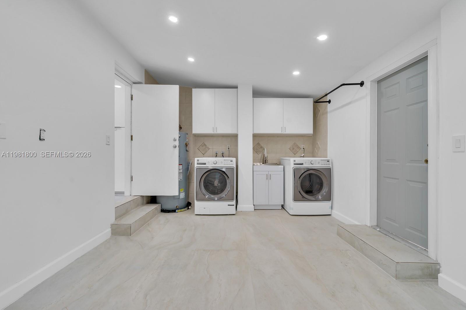 HIBISCUS ISLAND - Residential