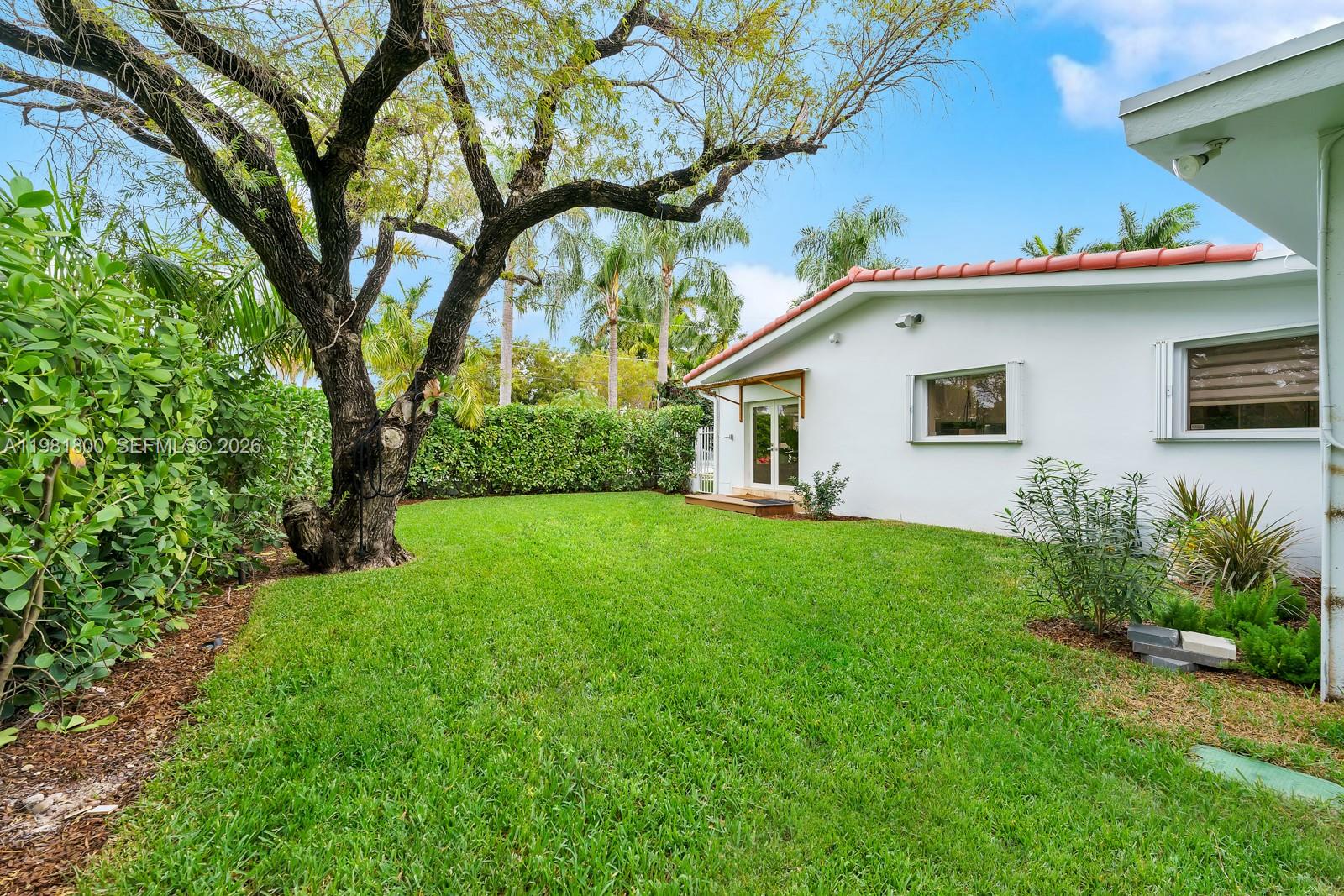 HIBISCUS ISLAND - Residential