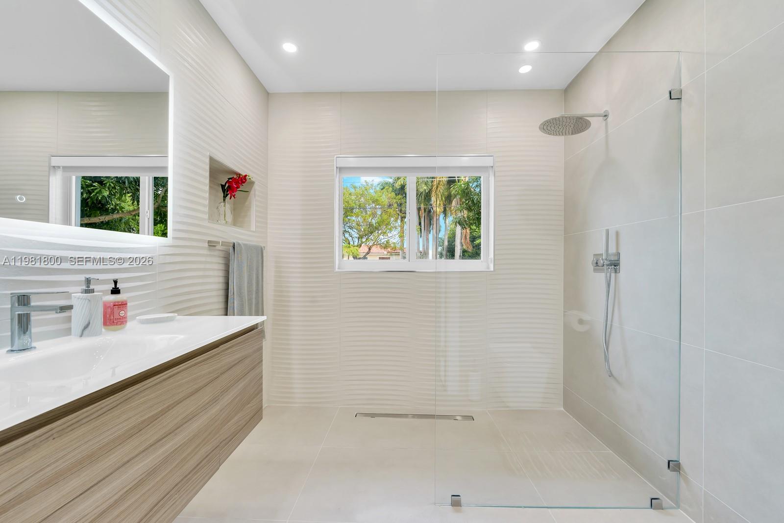 HIBISCUS ISLAND - Residential