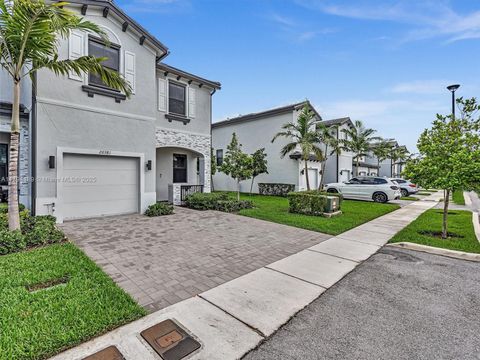 20381 NW 4th Ct Miami Gardens FL 33169