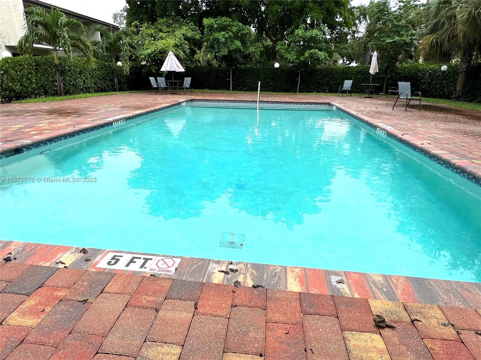 VIZCAYA GARDENS CONDOMINI - Residential