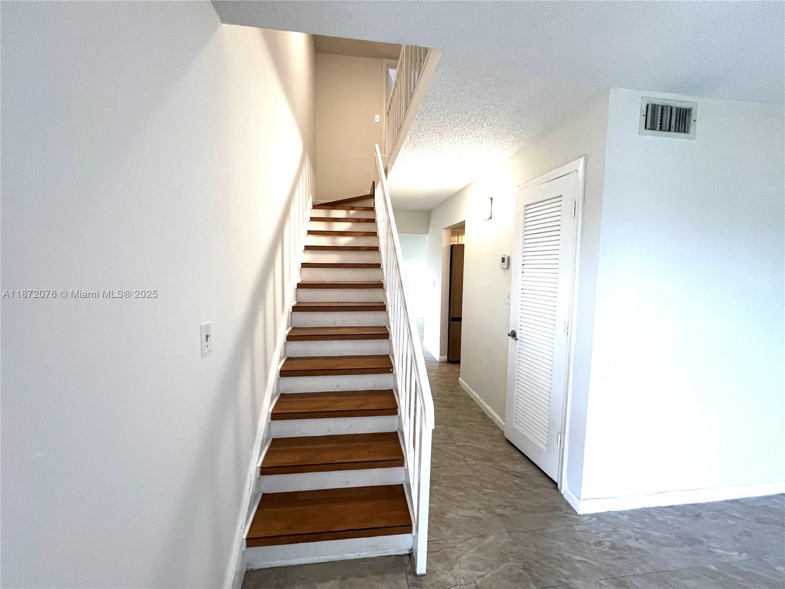 VIZCAYA GARDENS CONDOMINI - Residential