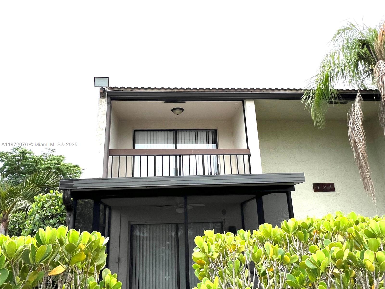 VIZCAYA GARDENS CONDOMINI - Residential