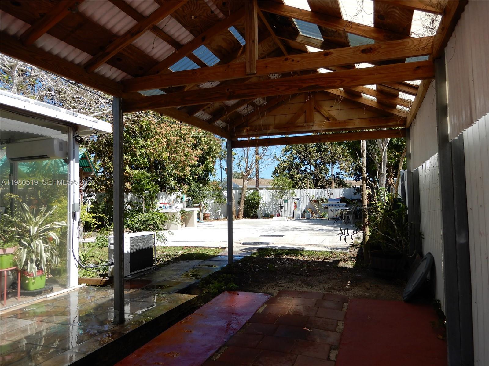 CUTLER RIDGE PINES - Residential