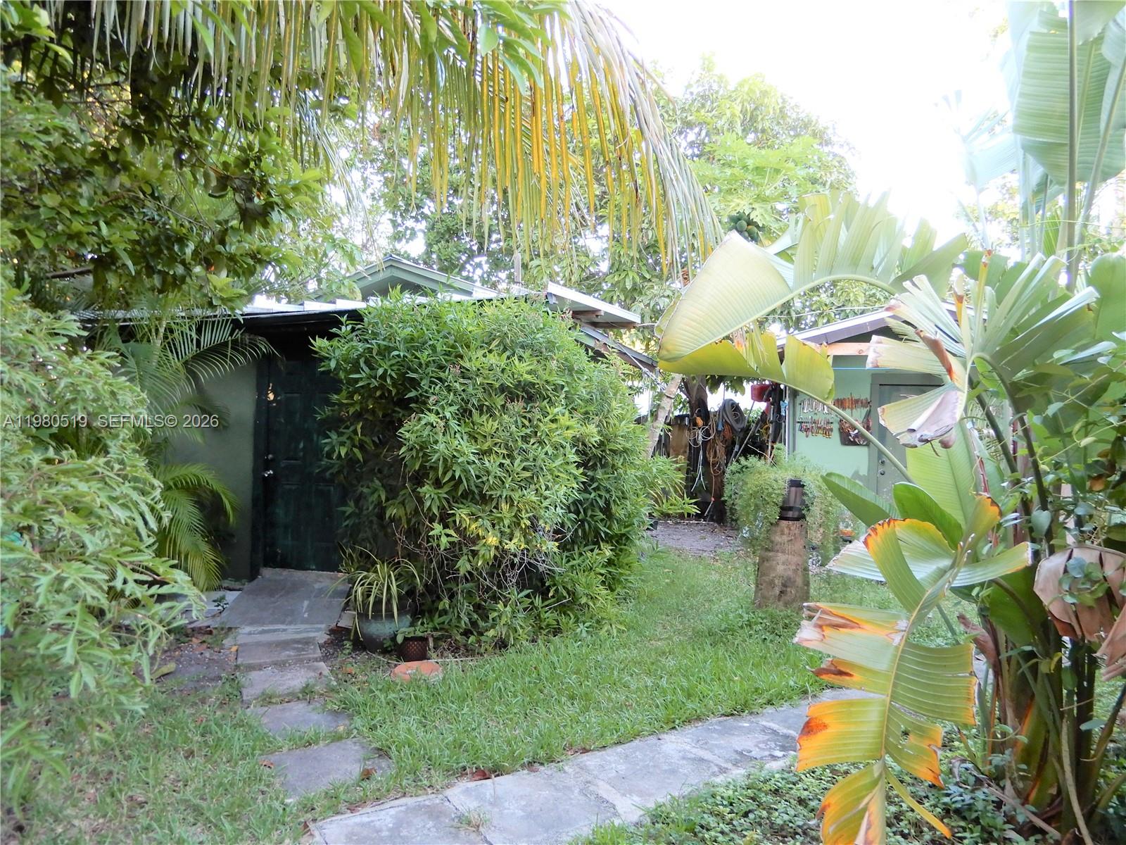 CUTLER RIDGE PINES - Residential