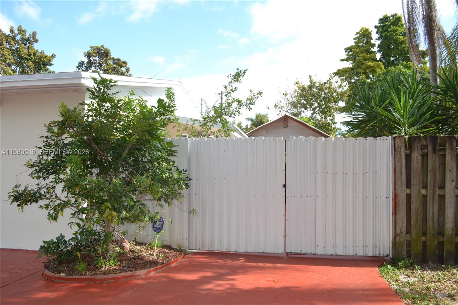 CUTLER RIDGE PINES - Residential