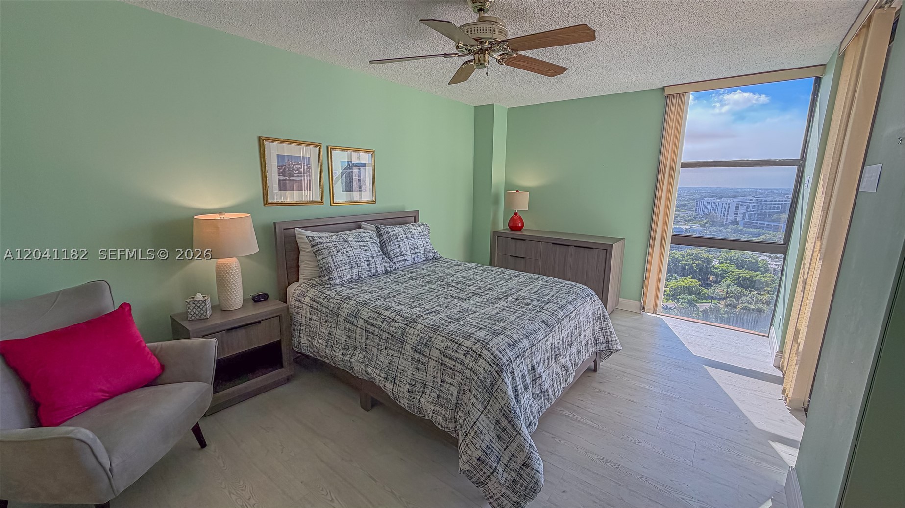 20335 W Country Club Dr 2102