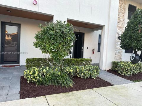 Photo of 10407 NW 82nd St #5, Doral, FL 33178 (MLS # A11966537)