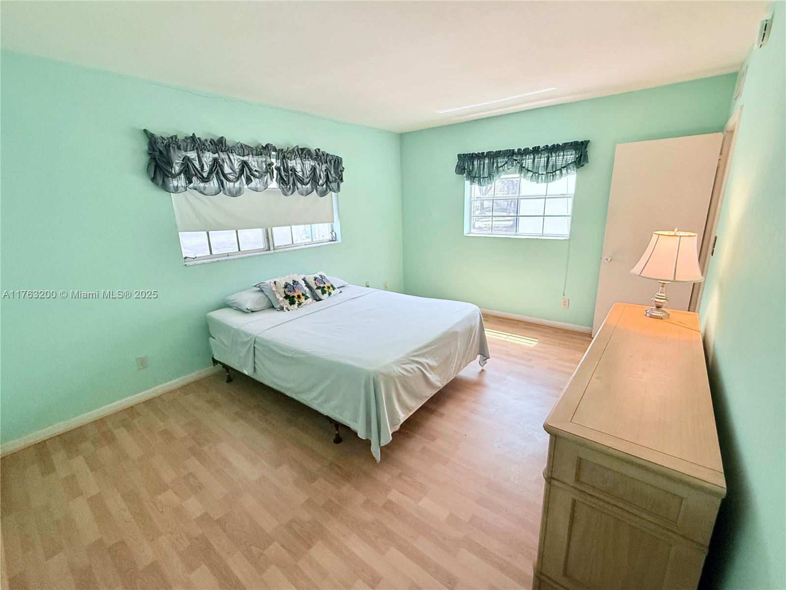 GREEN HILLS PARK WEST NO - Residential
