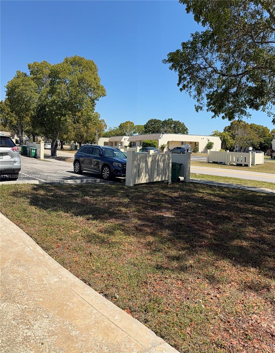 GREEN HILLS PARK WEST NO - Residential