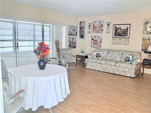 17202 SW 113th Ct 21943A Miami FL 33157