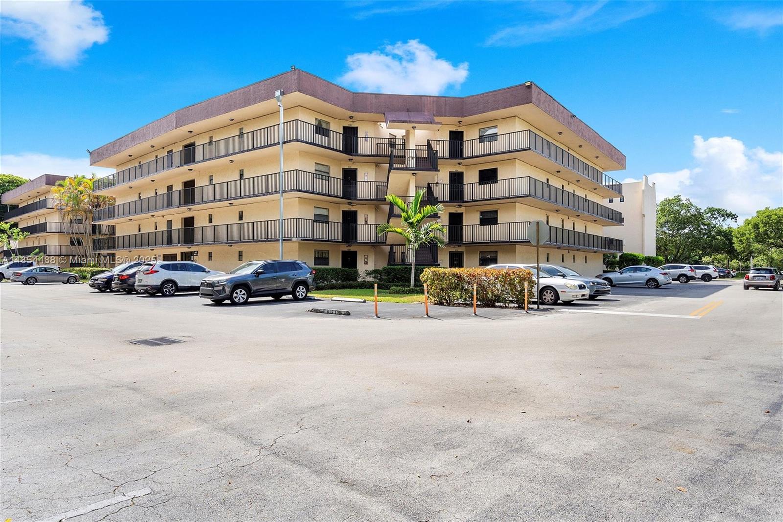 Welcome to the Plantation Club Condominium—an incredible opportunity to personalize your own space in the heart of Plantation! This spacious 2-bedroom, 2-bath condo offers over 1,100 sq. ft. of potential, ready for your vision. Enjoy the convenience of in-unit laundry, a screened-in patio perfect for relaxing evenings, and a private storage room. Nestled near the golf course and just minutes from major highways, top-rated schools, shopping, and dining. The building has already passed its 40-year certification for peace of mind