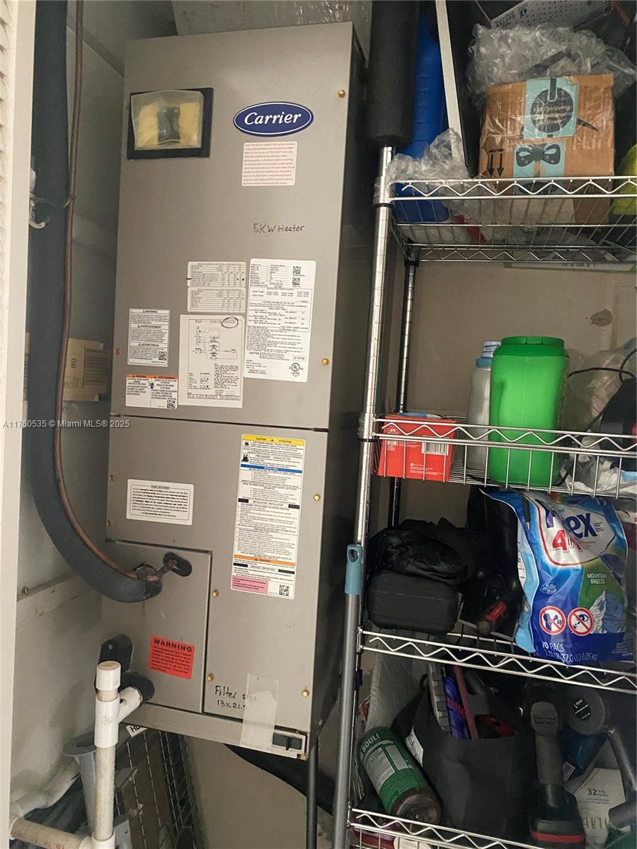 POINT EAST SEC 4 CONDOMIN - Residential