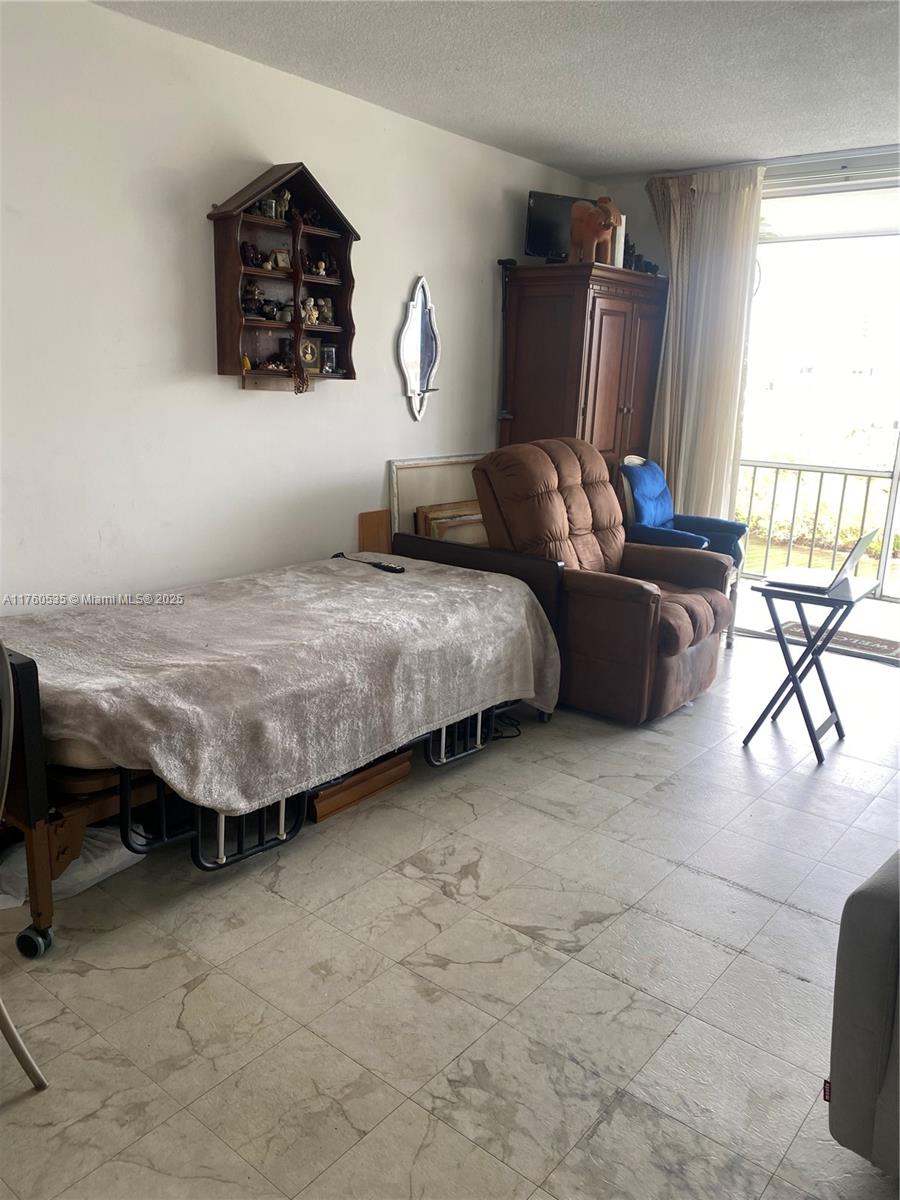 POINT EAST SEC 4 CONDOMIN - Residential