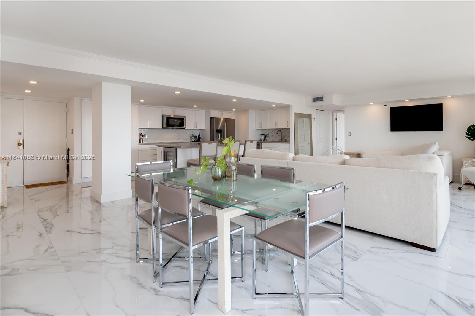 1450 Brickell Bay Dr 1707