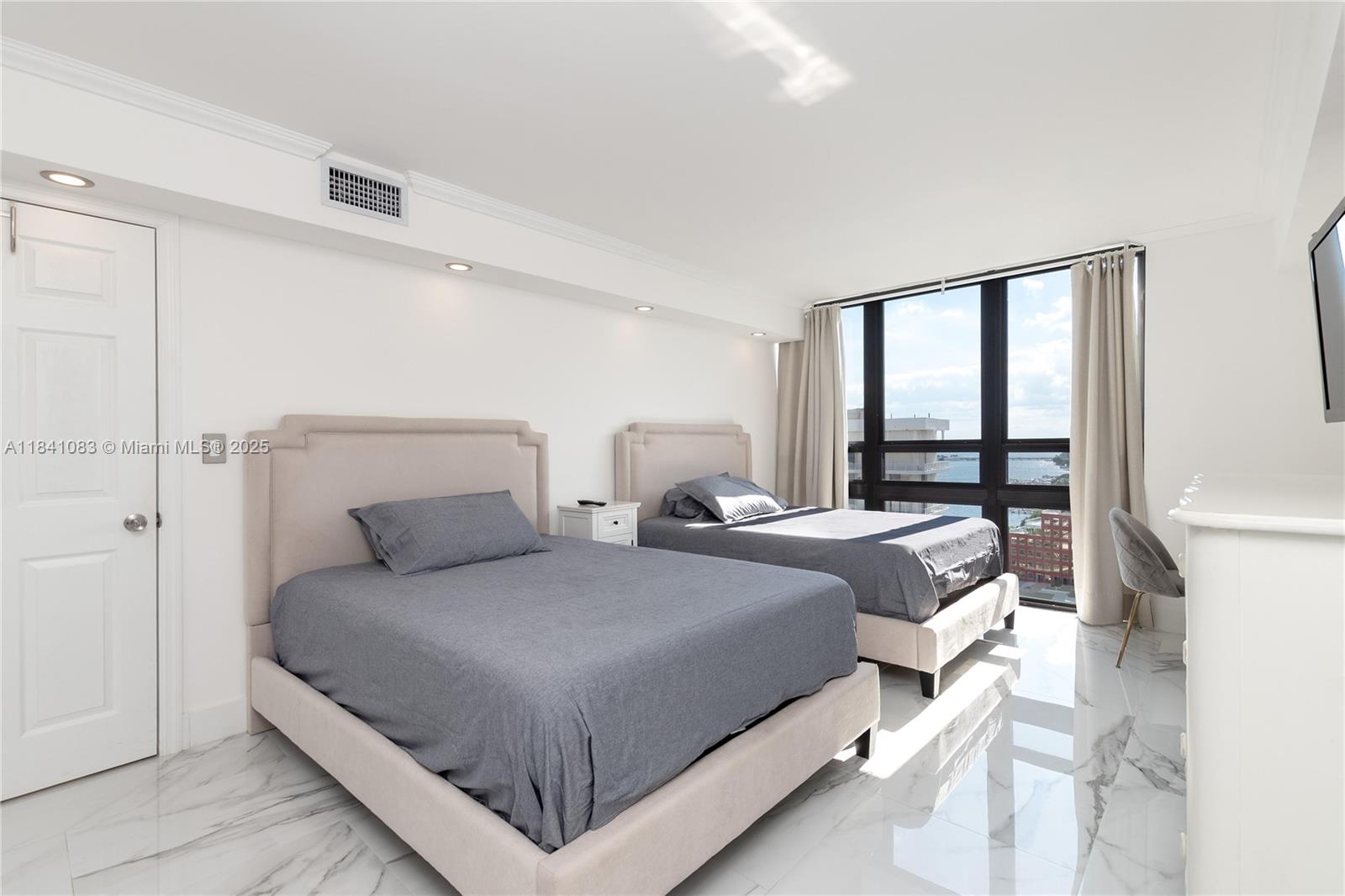 COSTA BELLA CONDO - Residential