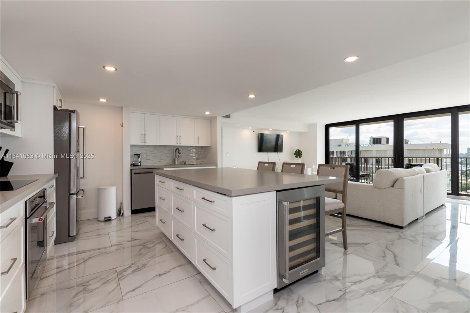 1450 Brickell Bay Dr 1707