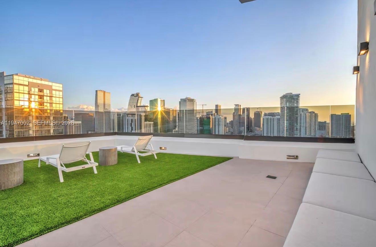 District 225 - Residential