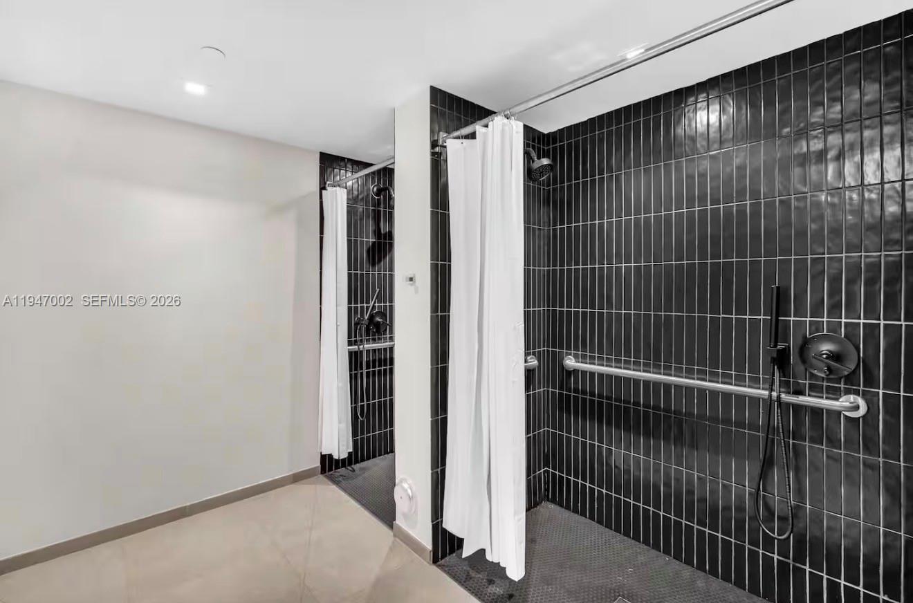 District 225 - Residential