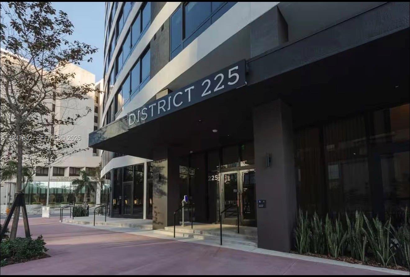 District 225 - Residential
