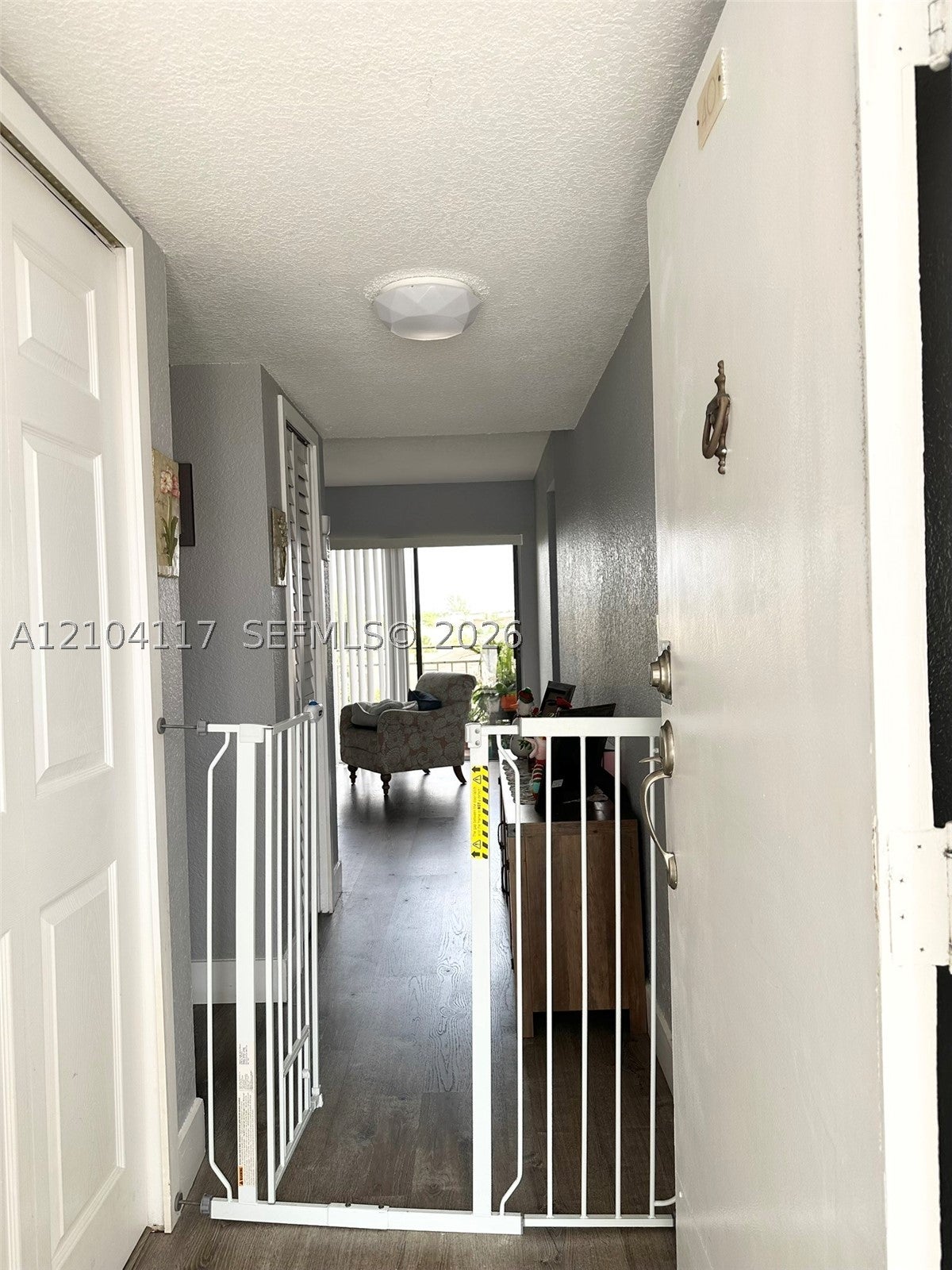 8425 NW 8th St 401