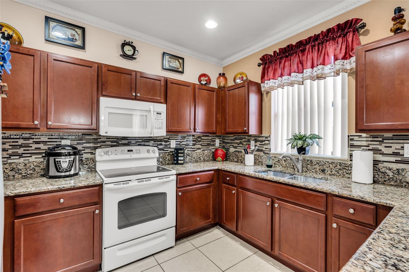 SUNSET RESIDENTIAL - Residential