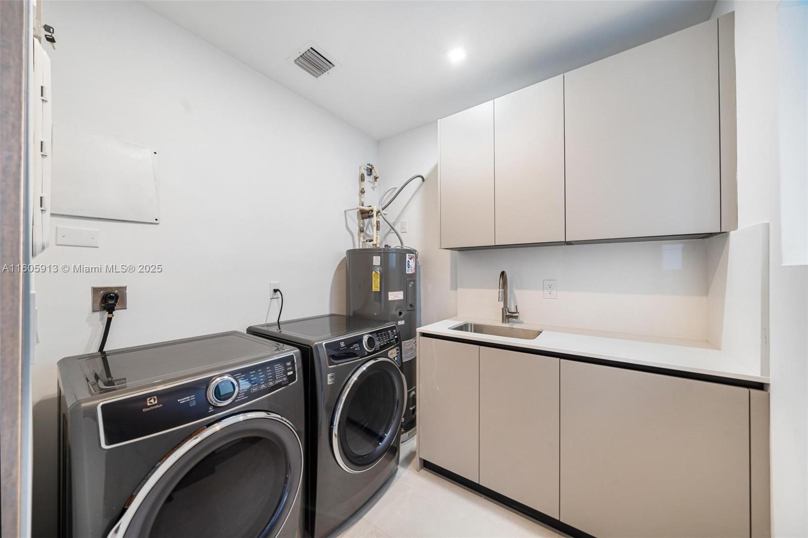 FAIRHAVEN - Residential