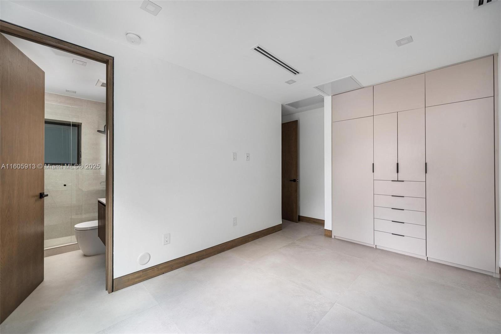 FAIRHAVEN - Residential