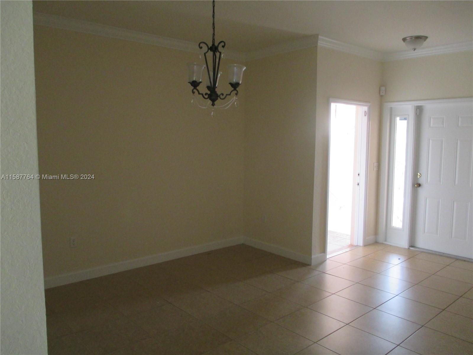 CARIBBEAN ISLES VILLAS CO - Residential Lease