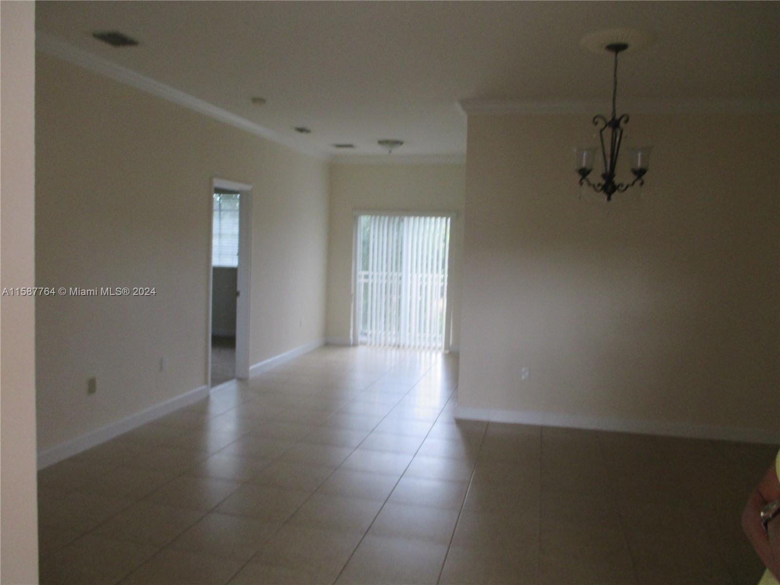CARIBBEAN ISLES VILLAS CO - Residential Lease