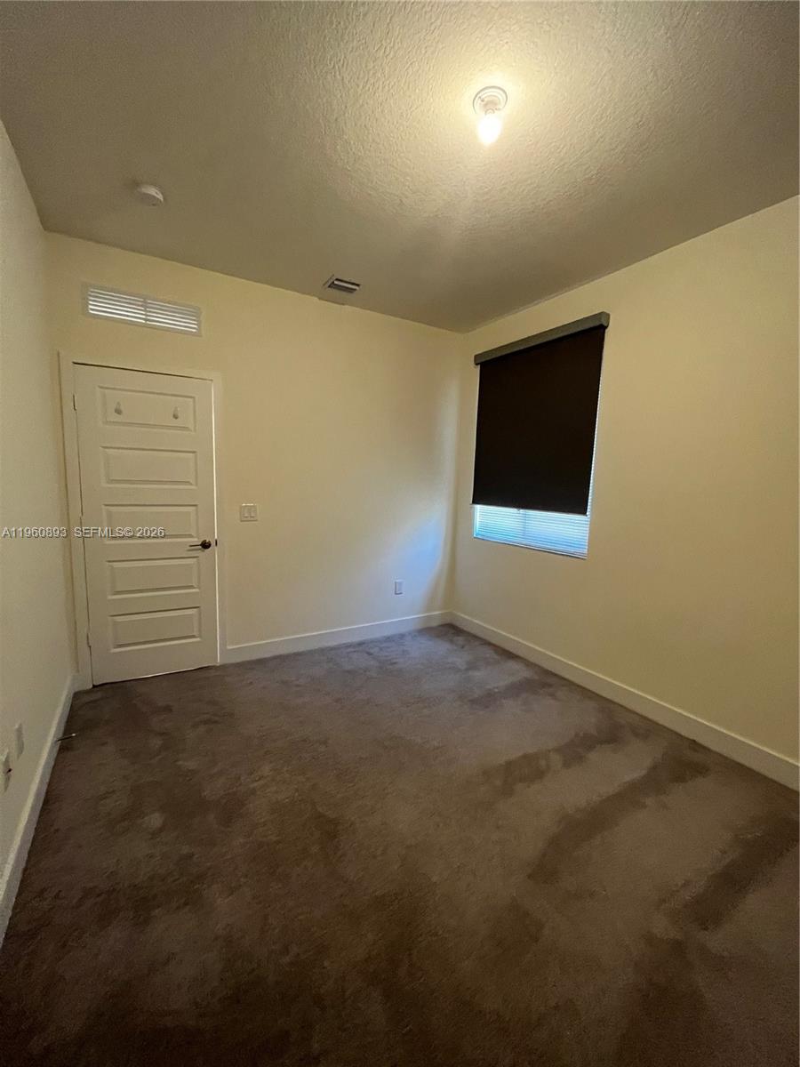 DOWNTOWN DORAL SOUTH PHAS - Residential