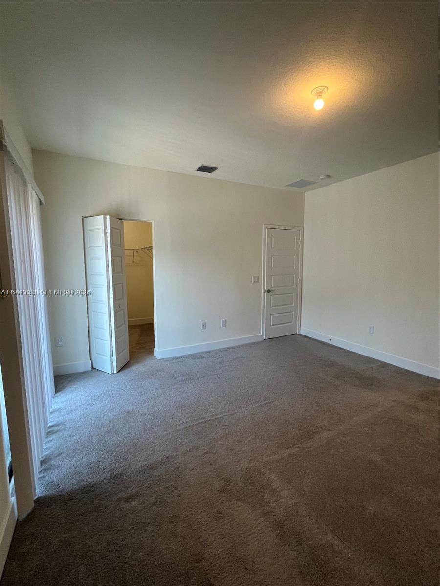 DOWNTOWN DORAL SOUTH PHAS - Residential