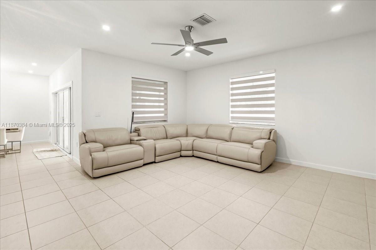 Acosta - Residential