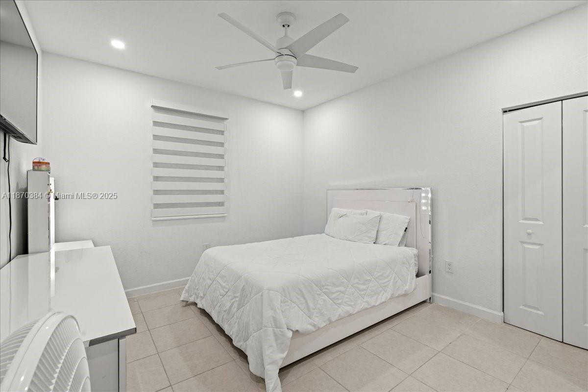 Acosta - Residential