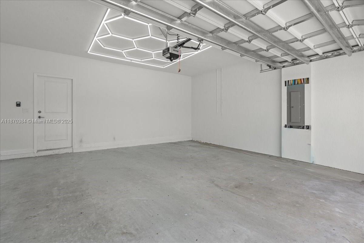 Acosta - Residential