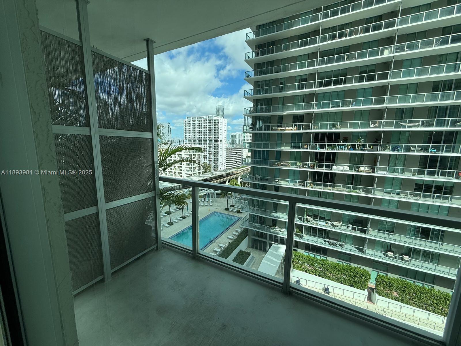 THE AXIS ON BRICKELL COND - Residential Lease
