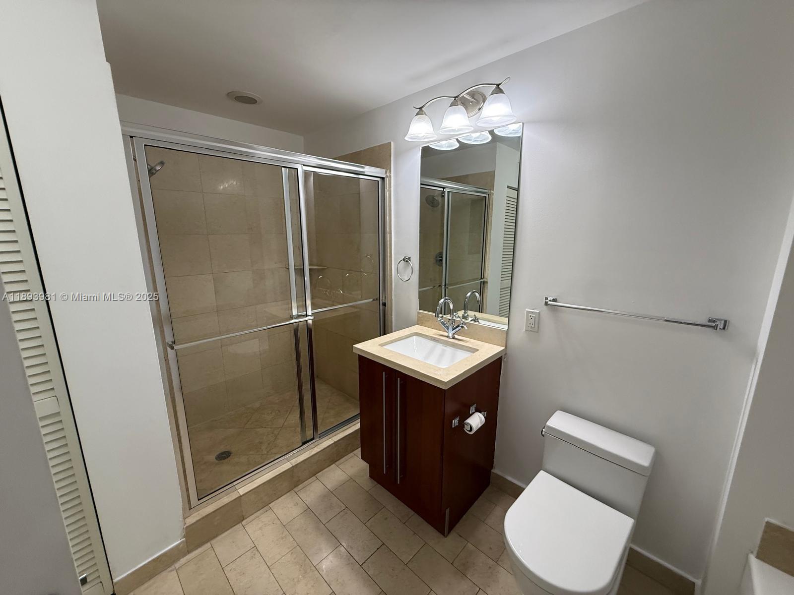 THE AXIS ON BRICKELL COND - Residential Lease