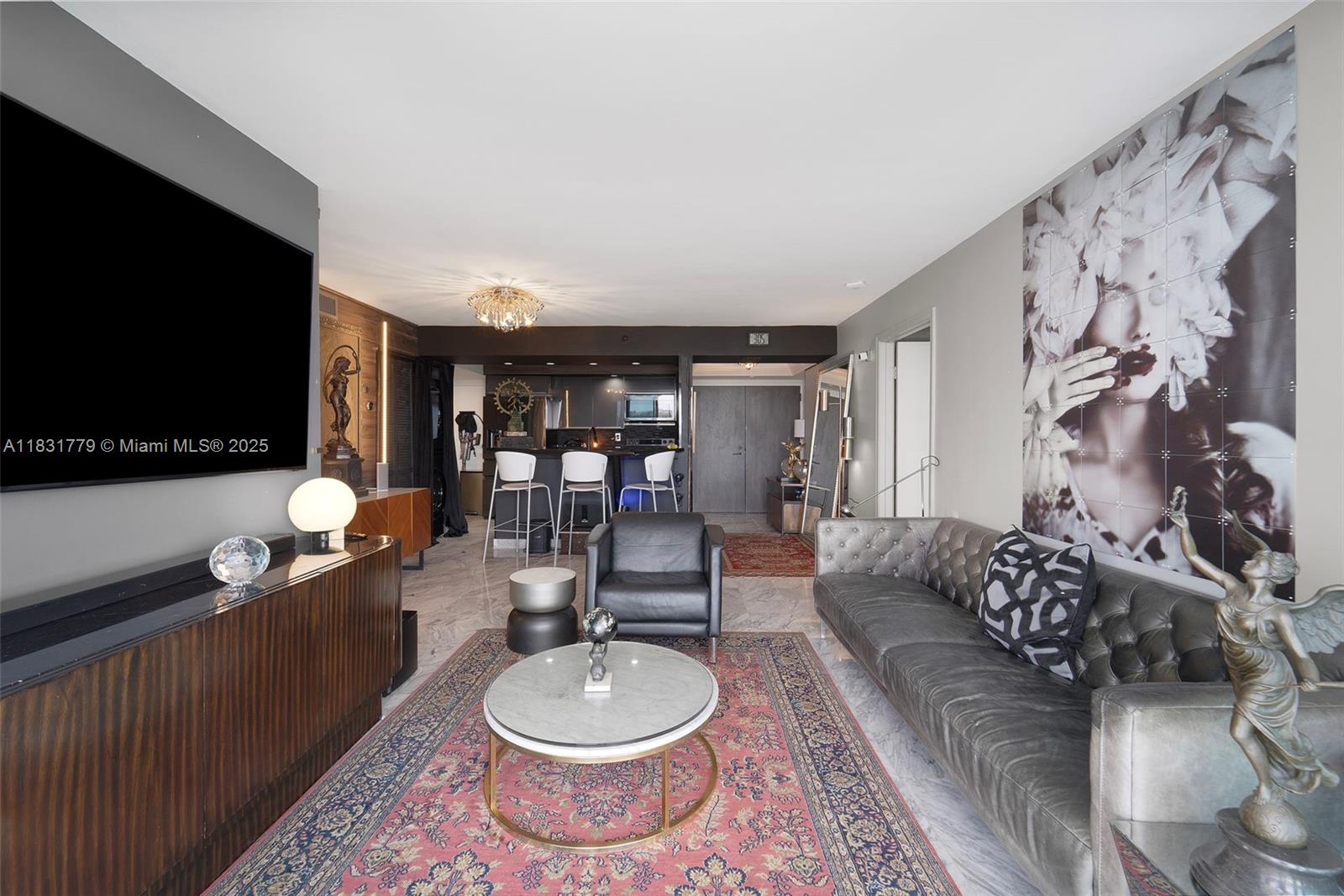 3411 Indian Creek Dr 1003