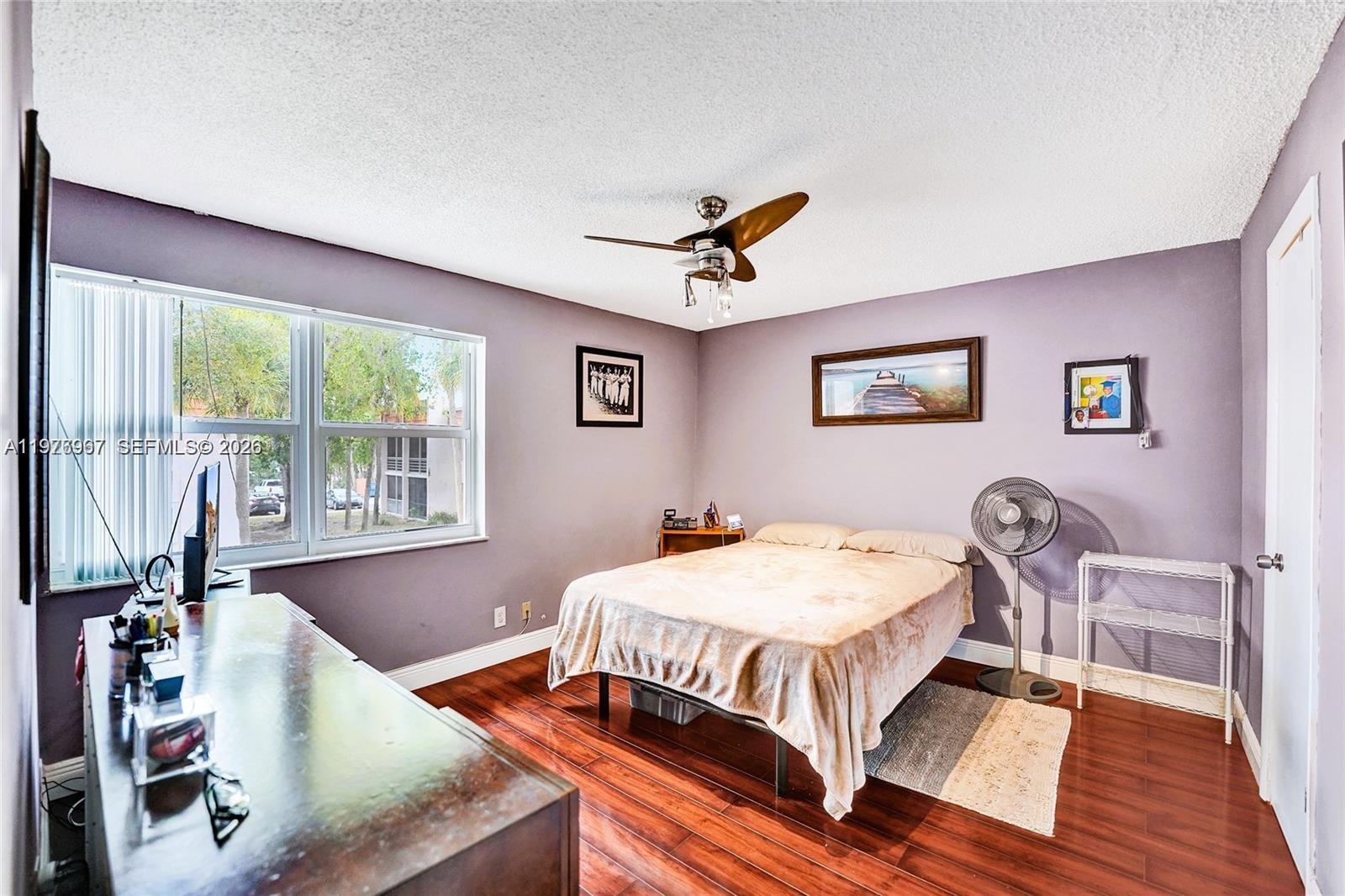 COUNTRYSIDE CONDO - Residential