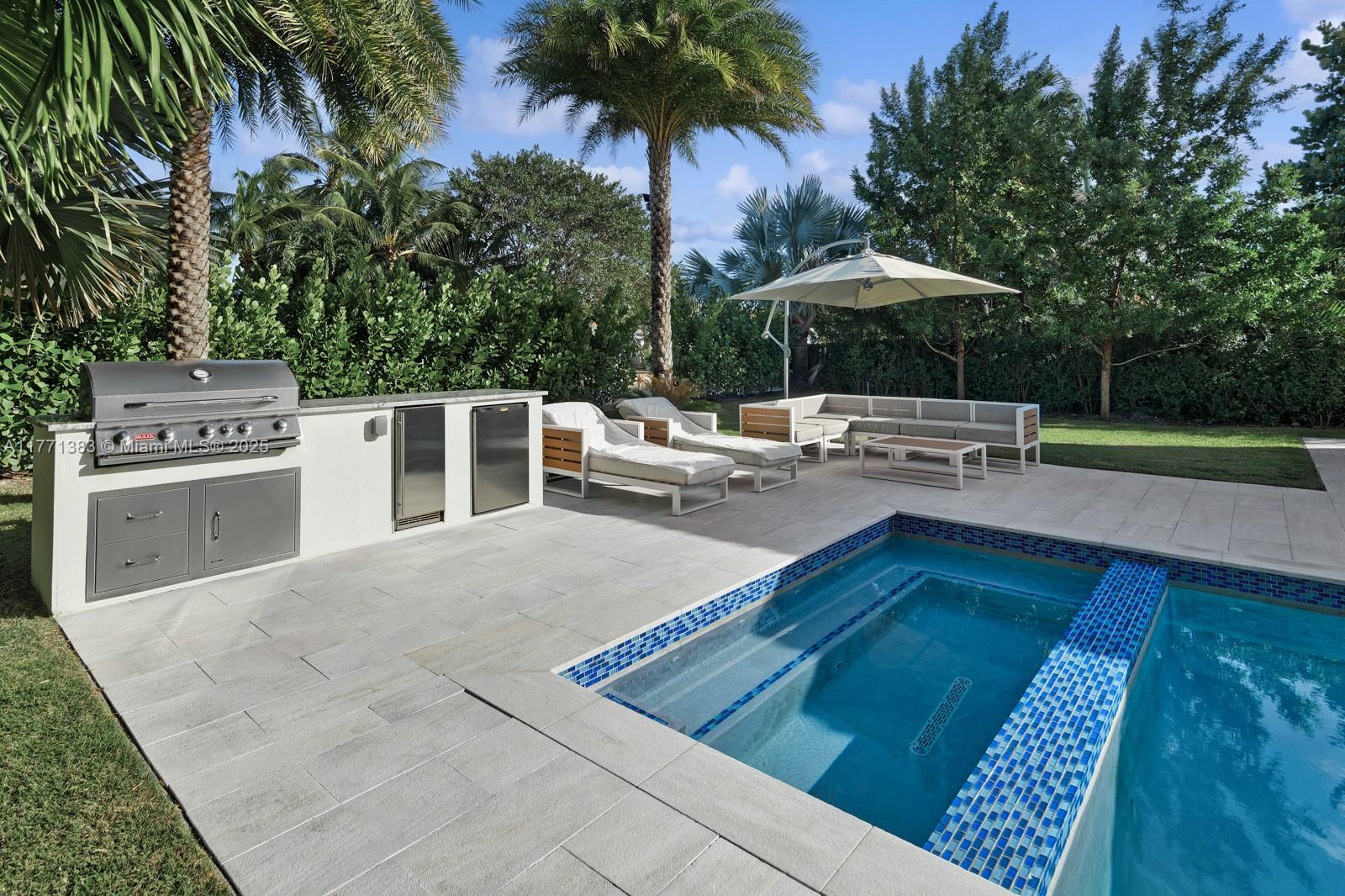 BISCAYNE POINT - Residential