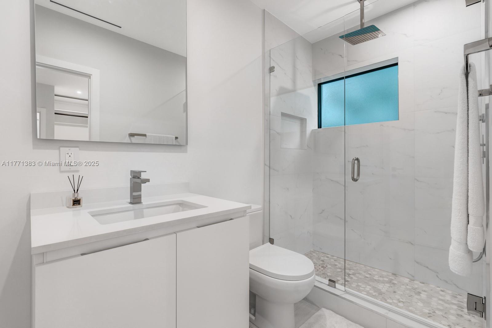 BISCAYNE POINT - Residential