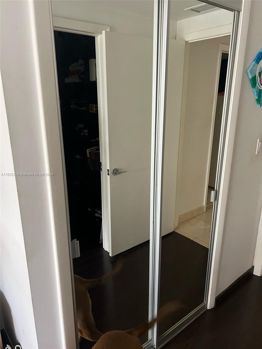 2000 ISL BLVD WILLIAMS IS - Residential